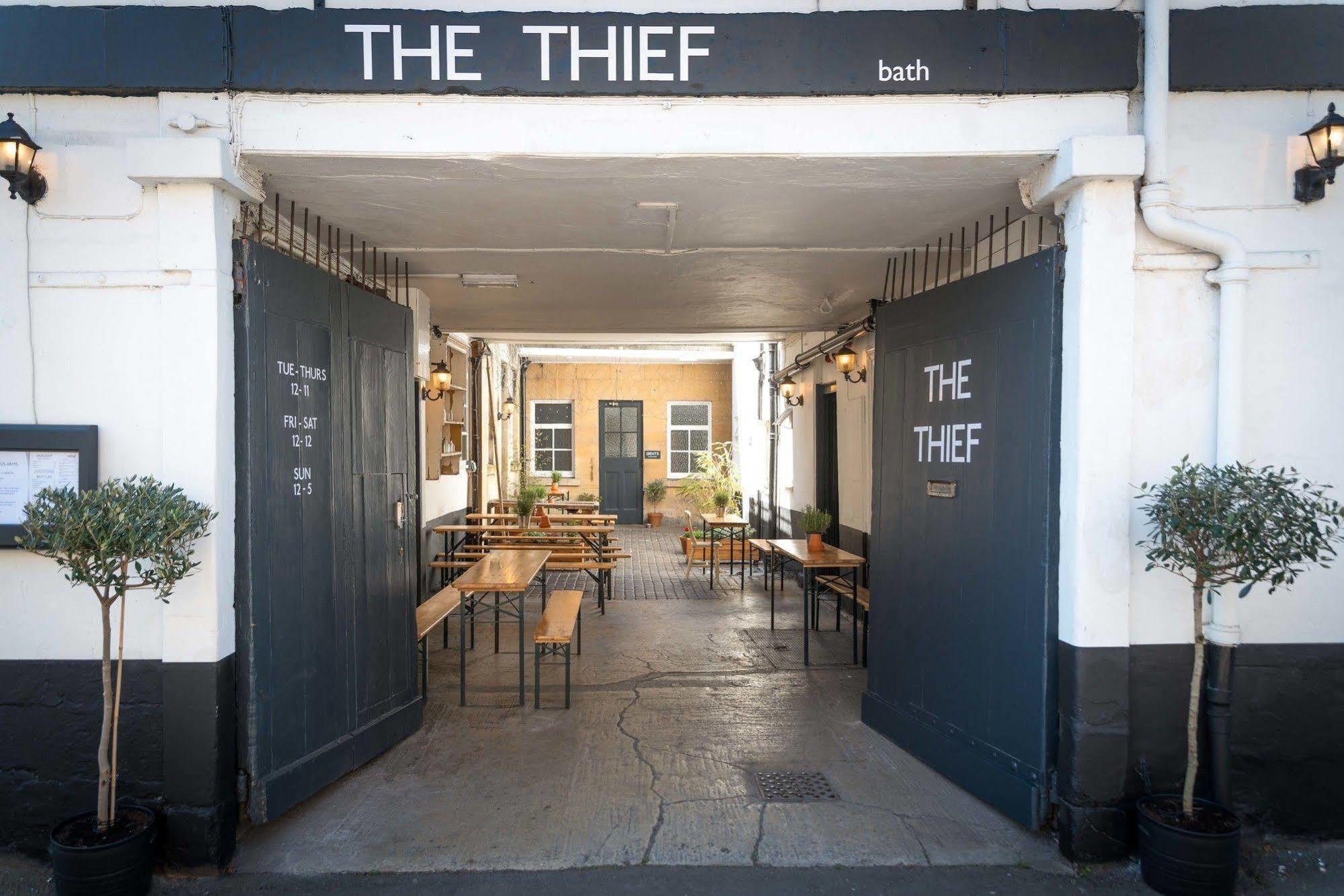The Thief Hotel Bath Exterior photo